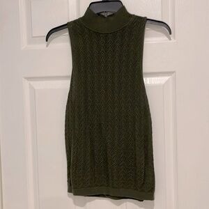 Gap knit sleeveless sweater